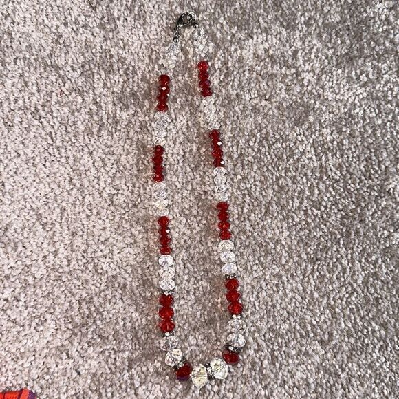Faceted Beaded Necklace!  - Picture 7 of 8